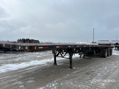 2004 Manac 11343835 48 ft Tri/A Pritsche Anhänger