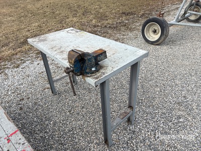 0 ft 48 in Steel 48"x24" with vise Workbench