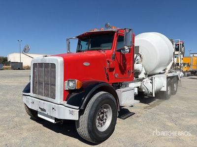 2014 Peterbilt 365 8x4 Mixer Truck