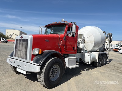 2014 Peterbilt 365 8x4 Mixer Truck