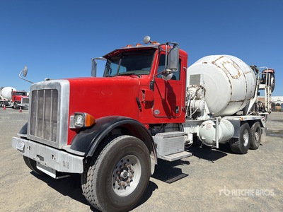 2014 Peterbilt 365 8x4 Mixer Truck