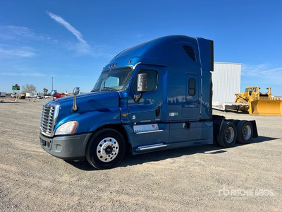 2017 Freightliner Cascadia 125 6x4 Sleeper Truck Tractor