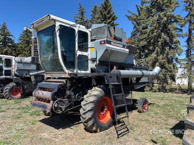 Gleaner Moissonneuse-batteuse
