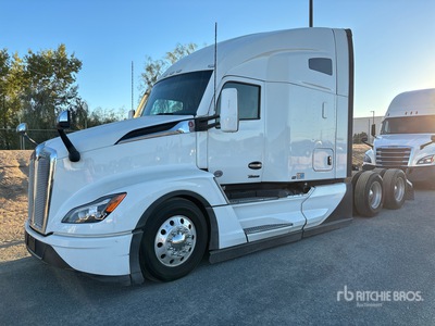 2024 Kenworth T680 6x4 3- Achs Sattelzugmaschine mit Schlafkabine