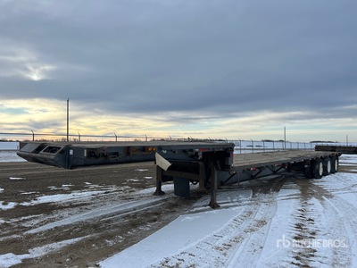 2006 Manac 14352A00 Tri/A 52 ft - 69 ft Extendable Step Deck Trailer