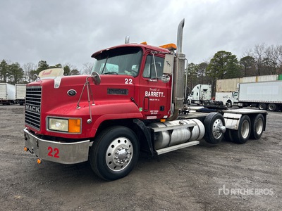 1995 Mack CH613 8x4 Tri/A Day Cab Truck Tractor