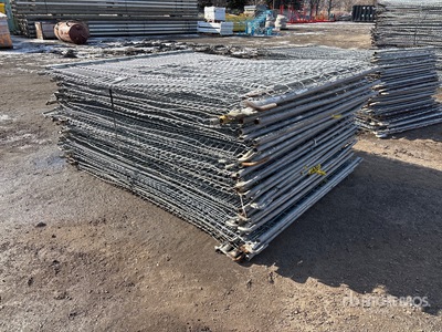 Quantity of (50) 90 in x 70 in Clôture du site