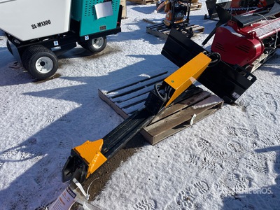 2026 GIYI GY-HLS82 25 in Skid Steer Log Splitter (Unused)