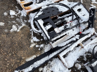 2026 GIYI GY-SF60 60 in Skid Steer Forks (Unused)