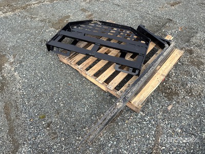 2026 GIYI GY-DHC 60 in Skid Steer Forks (Unused)