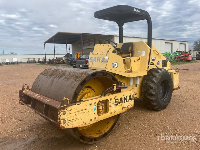 2005 Sakai SV400 Padfoot Drum Compactor