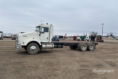 2009 Kenworth T800 6x4 Cab and Chassis
