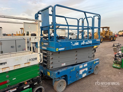 2016 Genie GS3246 Electric Piattaforma aerea verticale