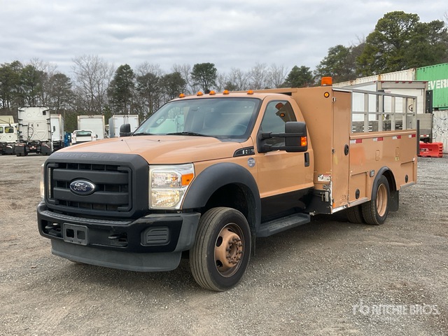 2016 Ford F-550 XL 4x2 Tire Service Truck