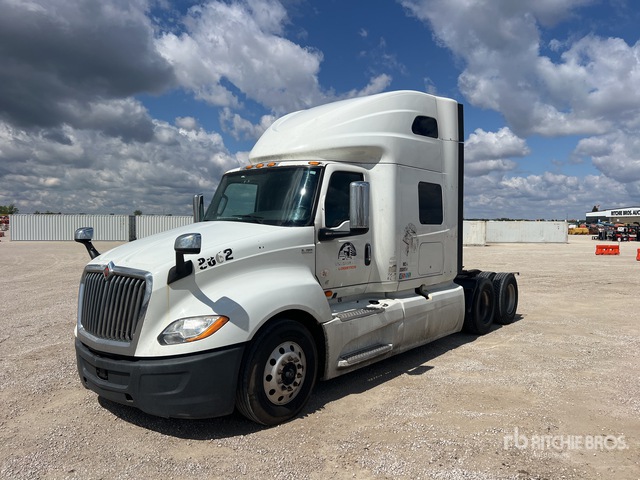 2019 International LT625 6x4 T/A Sleeper Truck Tractor