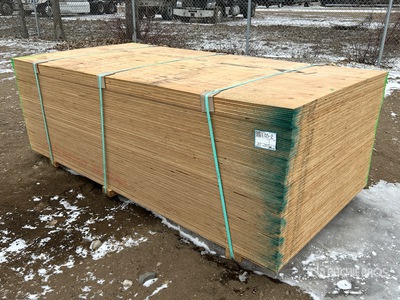 Quantity of (50) 4 ft x 8 ft Madera contrachapada (Unused)