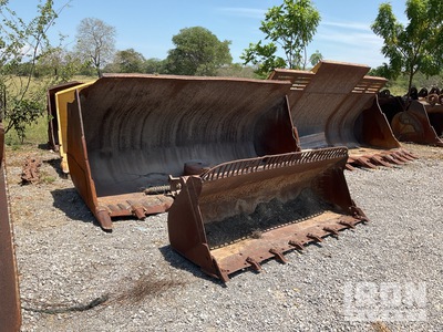 Quantity of (5) Spade Nose Bucket (151 in) Bucket (91 in, 133 & 125) Side Dump Bucket (137 in) Wheel Loader Bucket