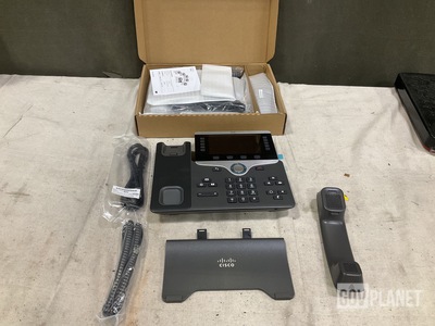 (16) Cisco CP-8841 UC Phones