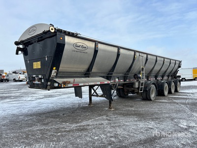 2019 Trout River 48 ft Quad/A Remorque à convoyeur