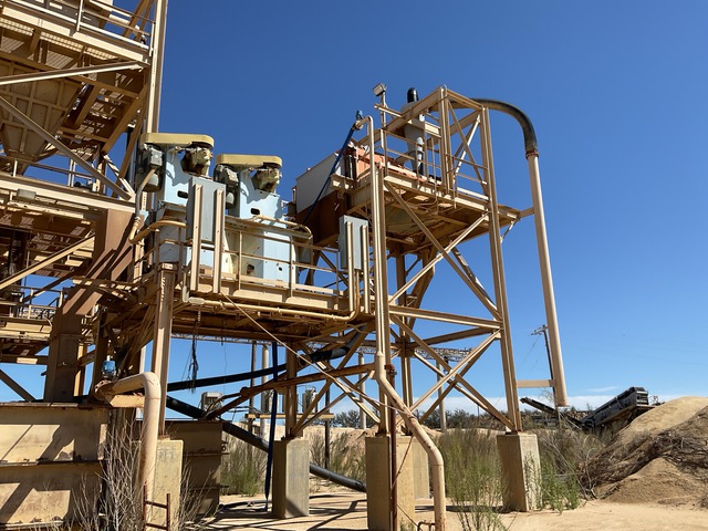 Sizetec Attrition Cell Dewatering Screen with Cyclone