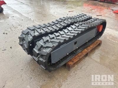 Quantity of (2) Rubber Laufketten