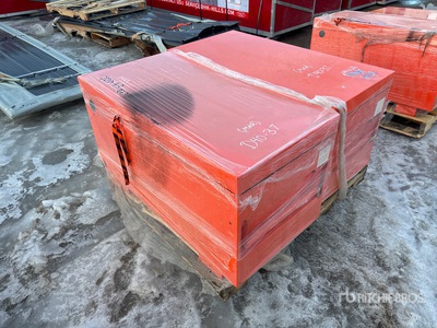 Quantity of (2) 43 in Caja de lugar de trabajo (Unused)