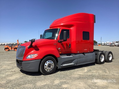 2020 International LT625 6x4 Cabeza Tractora Cabina Dormitorio