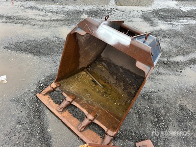 41 in Digging Excavator Bucket