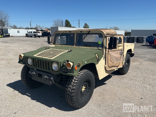 2007 AM General M1097A2 HMMWV 2 Door Soft Top w/Truck Body