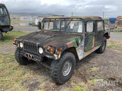 AM General M1097R1 HMMWV 4 Door Soft Top w/Truck Body