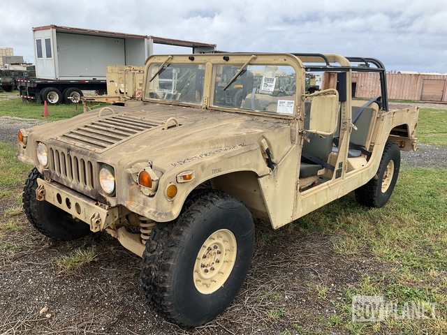2008 AM General M1097R1 HMMWV 4 Door w/Truck Body