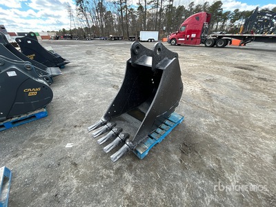 Craig 30 in 0.83 cyd Trenching Excavator Bucket - Fits Doosan DX180/225/235 (Unused)