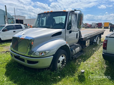 2016 International 4300 4x2 Tilt Tray Truck (Inoperable)