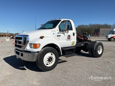 2005 Ford F-750 XL Super Duty 4x2 Tracteur Routier