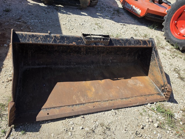 Land Pride HD74LLC 74 in Skid Steer Bucket