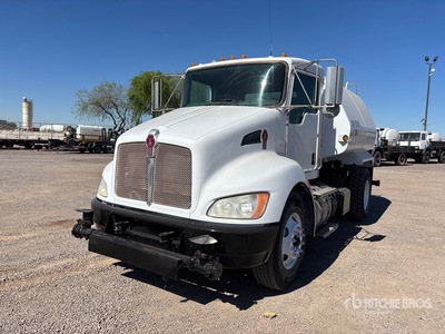 2018 Kenworth T370 2400 gal 4x2 散水車