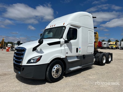 2022 Freightliner Cascadia 126 6x4 T/A Sleeper Truck Tractor