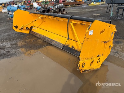 B.D.J Menard 12 ft Hydraulic Reversing Snow Plow - Fits John Deere 544C