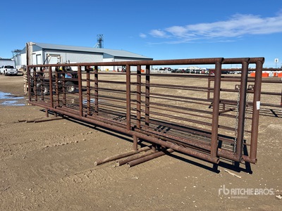 Quantity of (3) 24 ft x 5 ft 5 in Recinto per bestiame