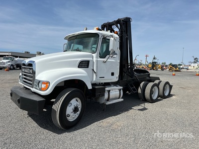 2007 Mack CV713 Spotter Truck