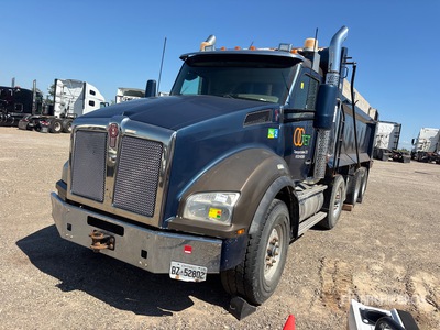 2017 Kenworth T880 8x4 Tri/A Dump Truck