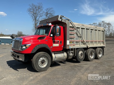 2013 International 7600SBA 8x4 Tri/A Dump Truck