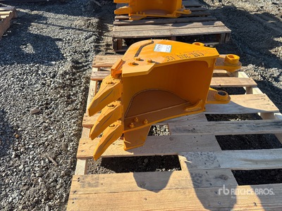 2026 GIYI GY-BK 11 in Excavator Bucket - Fits Cat 303 (Unused)