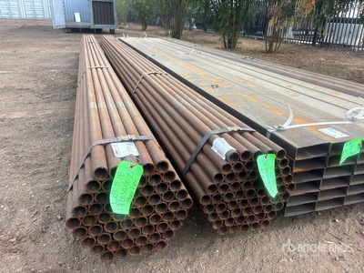 Quantity of (61) 1 5/8 in OD Blk Schedule 40 x 21 ft Steel Pipe