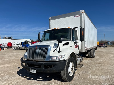 2019 International 4300 4x2 Van Truck