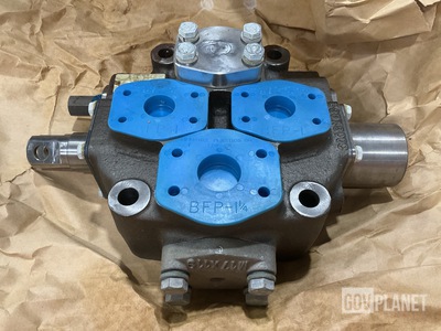 Hydreco CAT 233 Direct Linear Valve