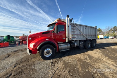 2016 Kenworth T880 6x4 Tri/A Dump Truck