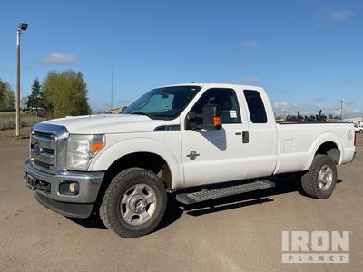 2015 Ford F-350 XLT 4x4 Extended Cab Pickup