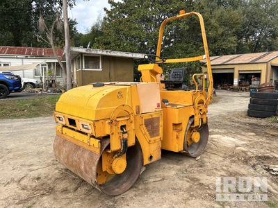 Vibrocon 4T Double Drum Roller