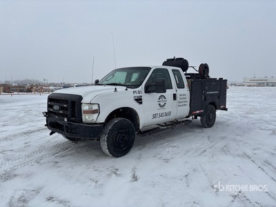 2010 Ford F-350 XL 4x4 Extended Cab Utility Truck